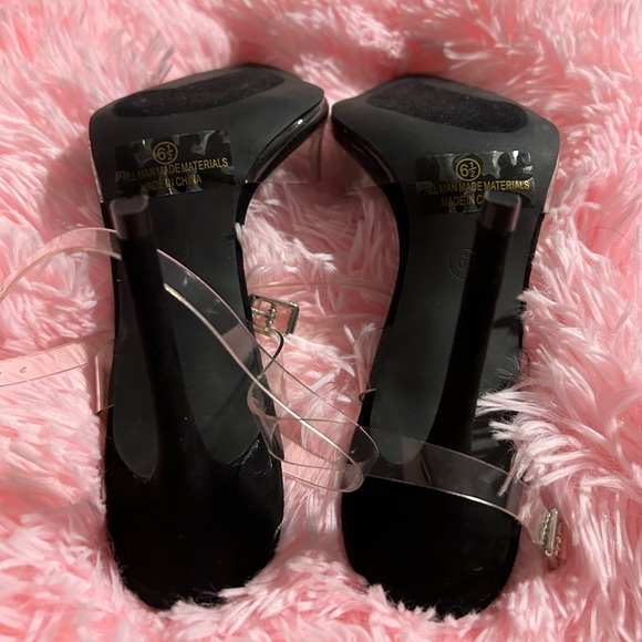 Pointed Toe Sandal - Picture 6 of 6